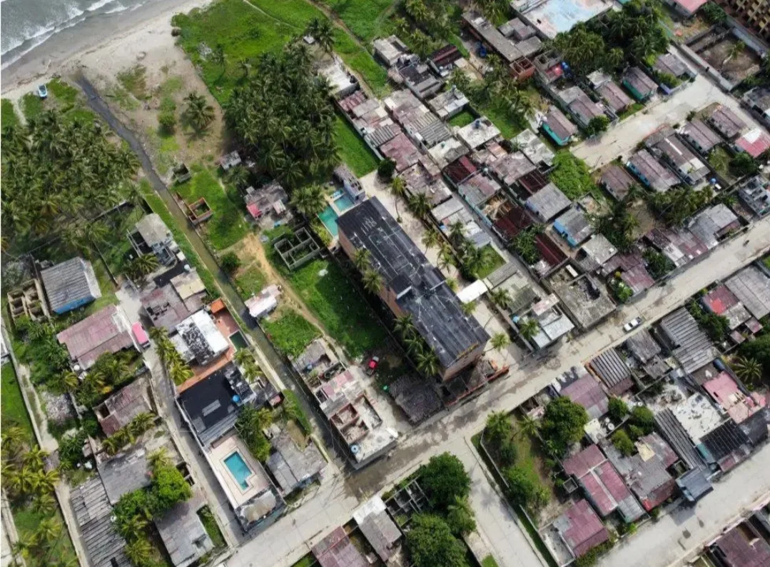 VENTA HOTEL UBICADO EN BOCA DE AROA- EDO. FALCÓN HOTEL CON EXCELENTE UBICACIÓN. ACCESO A LA PLAYA en Falcón, Venezuela