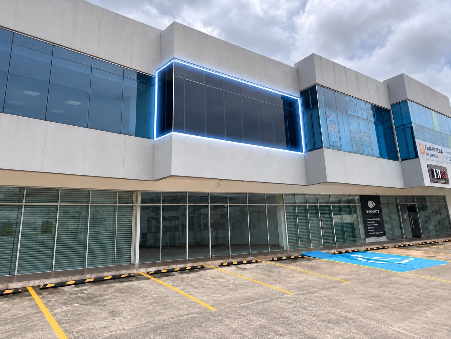 Local Comercial en Avenida Cincuentenario en Panamá, Panamá