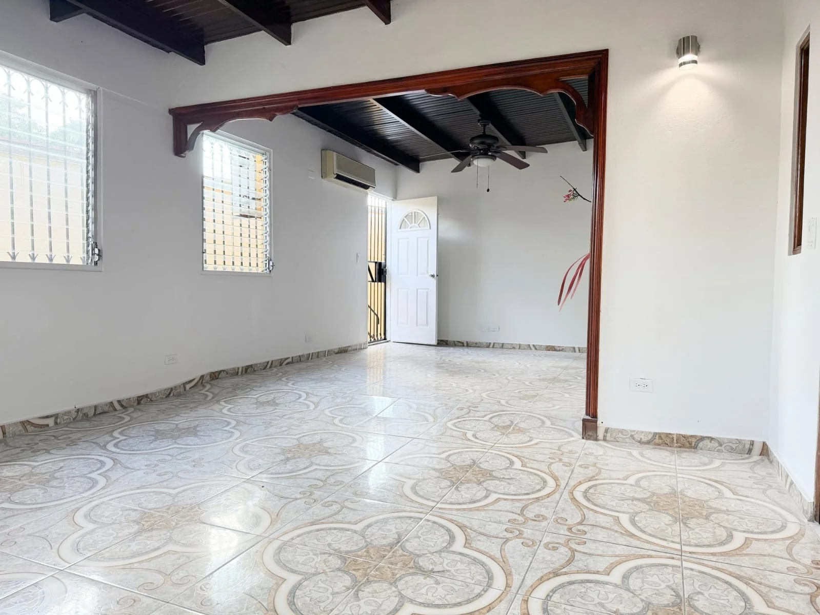 Se Vende Casa de 3 Habitaciones en Betania en Ciudad de Panamá, Panamá