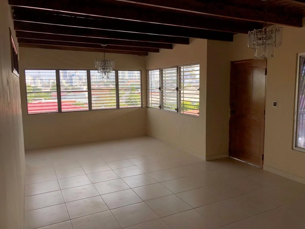 Se Vende Casa de 4 Habitaciones en Betania en Ciudad de Panamá, Panamá
