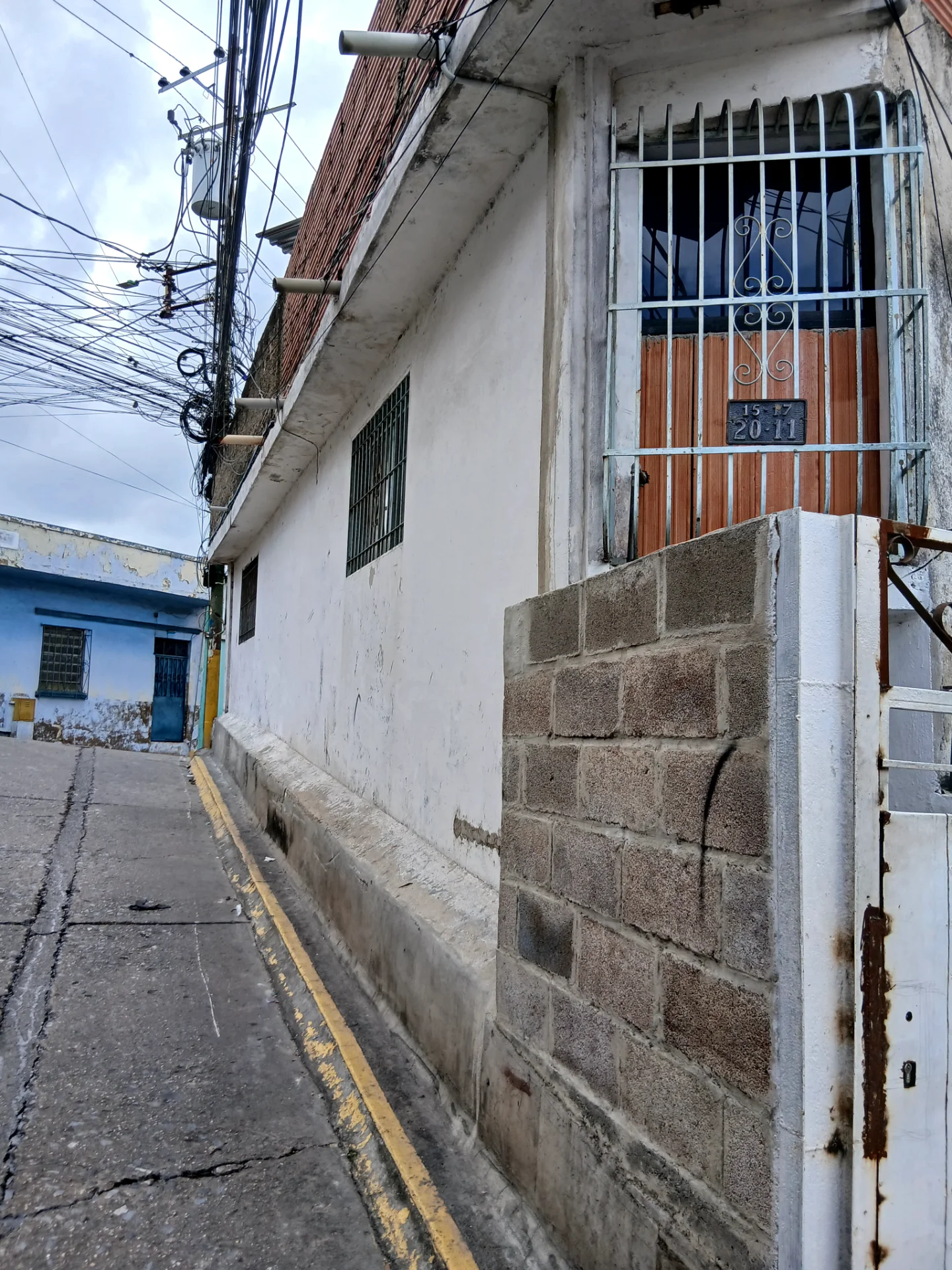 Cómoda y segura casa en El Amparo, Catia en Caracas, Venezuela