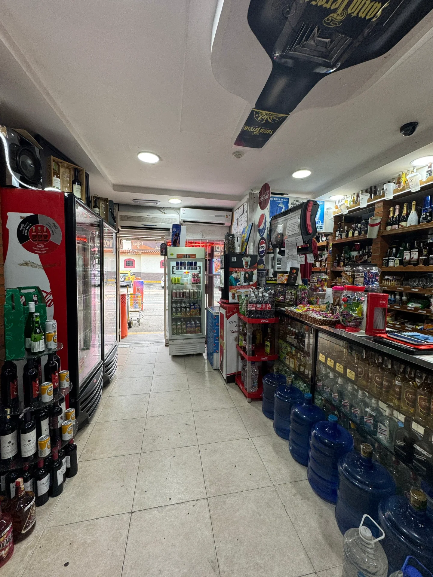 Bodegon en Venta Fondo de Comercio en Caracas, Venezuela