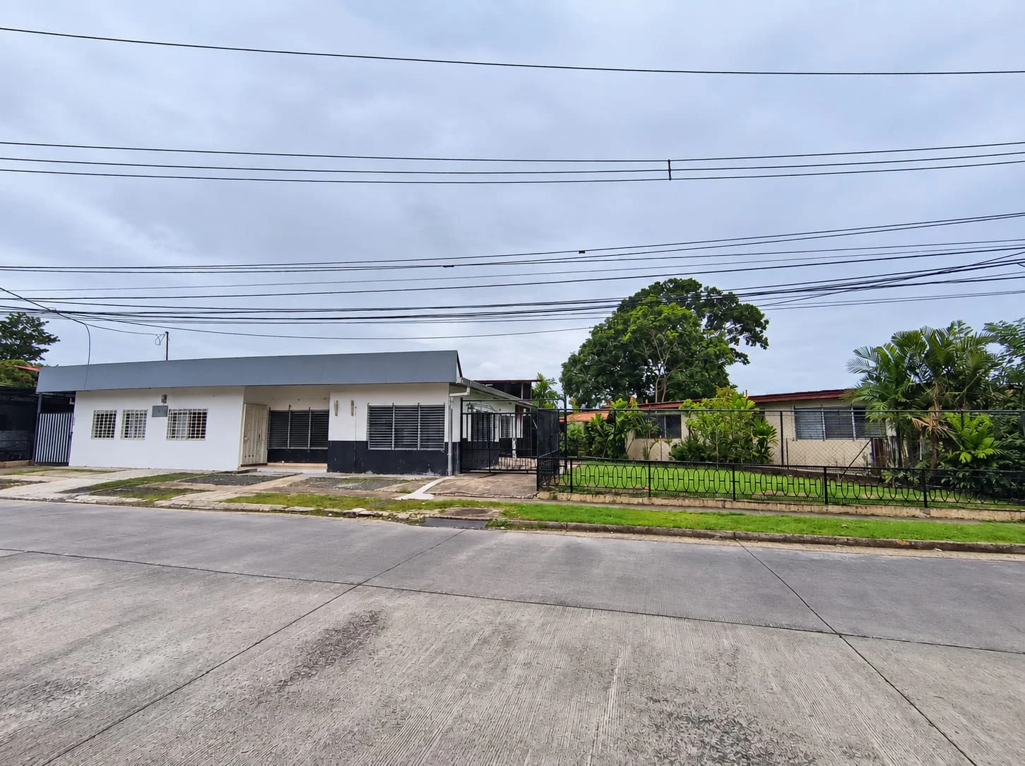 Casa comercial en El Dorado en Ciudad de Panamá, Panamá