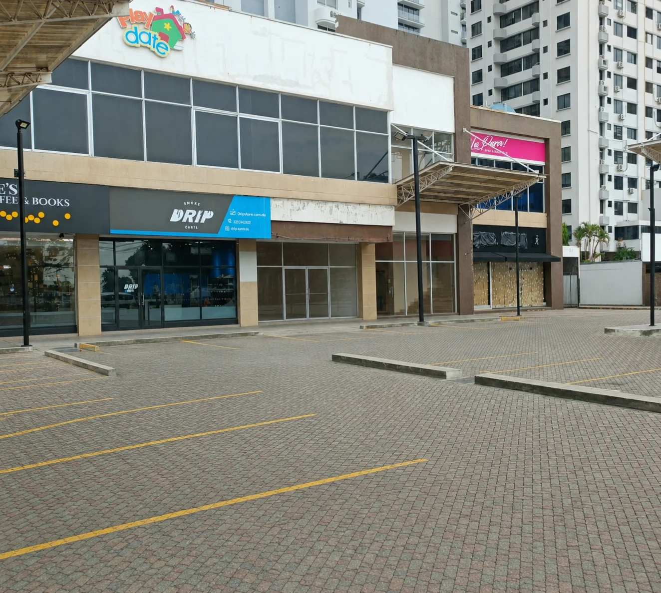 Local en via israel en plaza comercial 125 m² f en Ciudad de Panamá, Panamá
