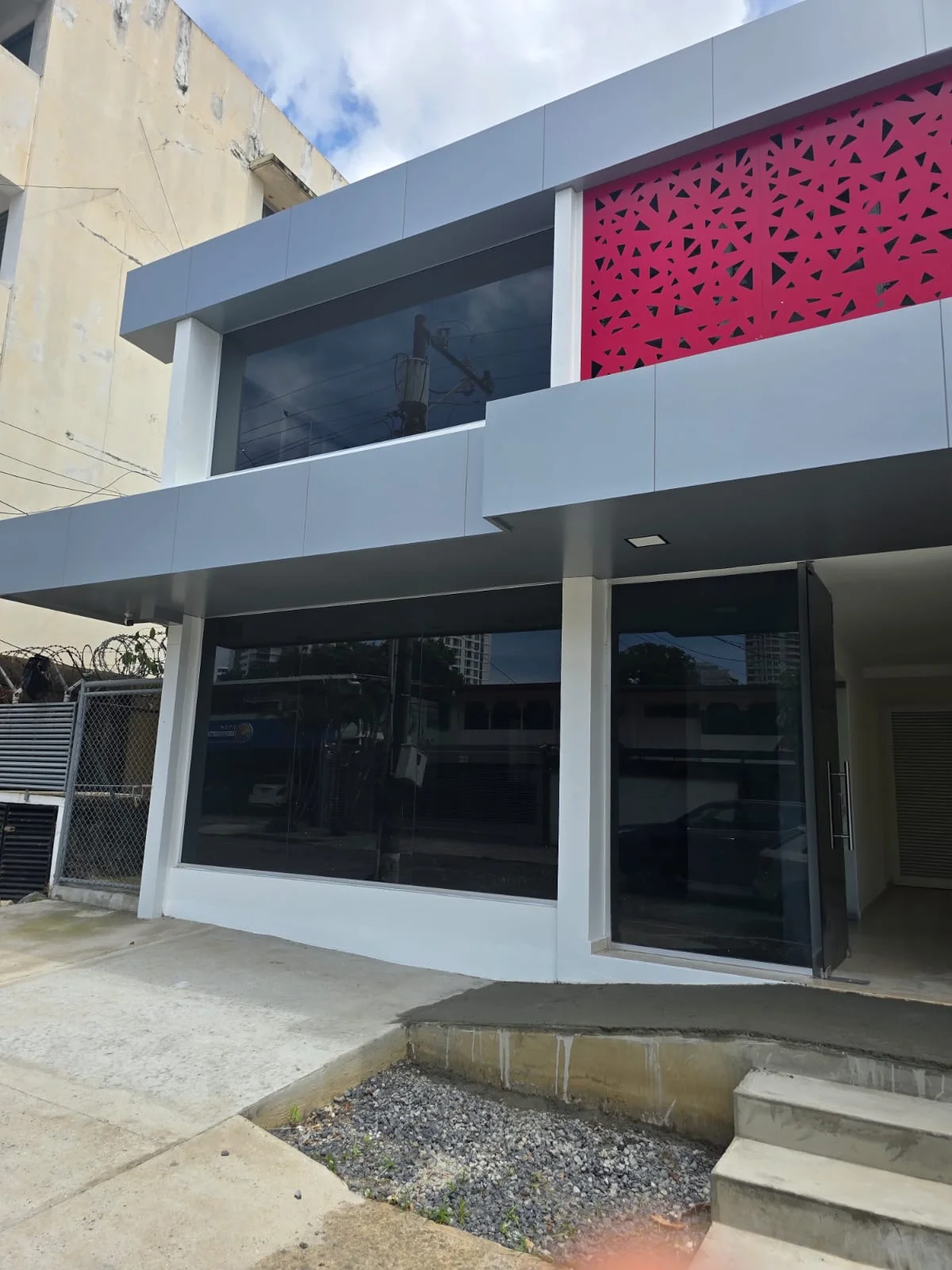 Local Comercial de 91 m² en El Carmen en Ciudad de Panamá, Panamá