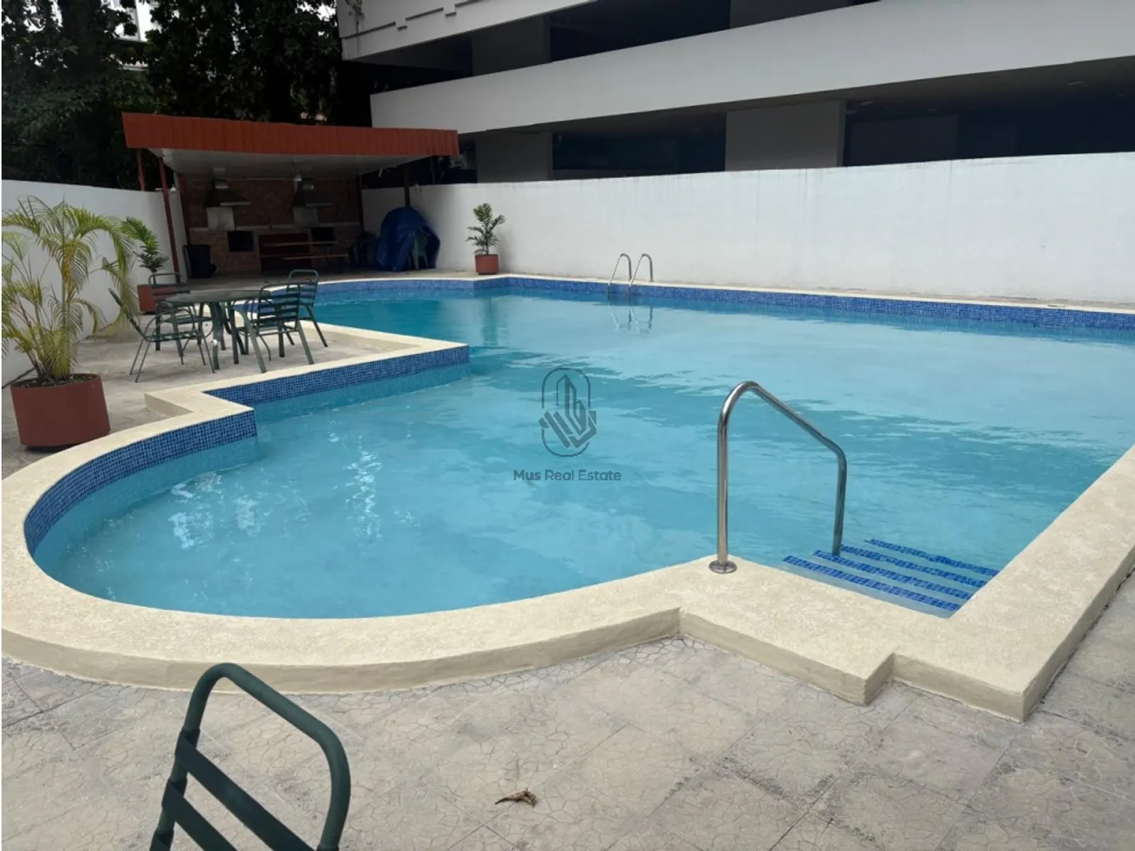 Apartamento en Venta – Edificio Aranjuez, El Cangrejo – MH en Ciudad de Panamá, Panamá