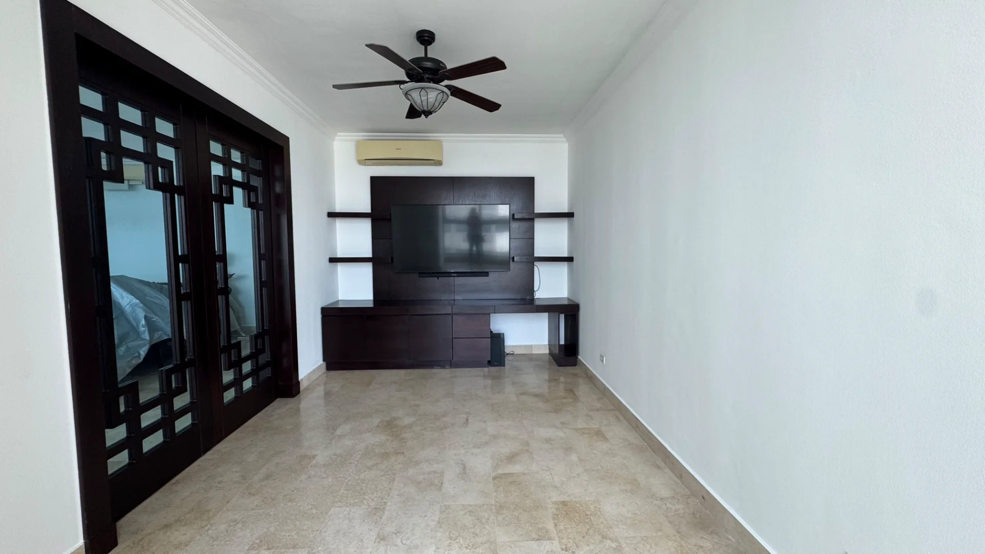 VENDO APARTAMENTO EN MARBELLA en Ciudad de Panamá, Panamá