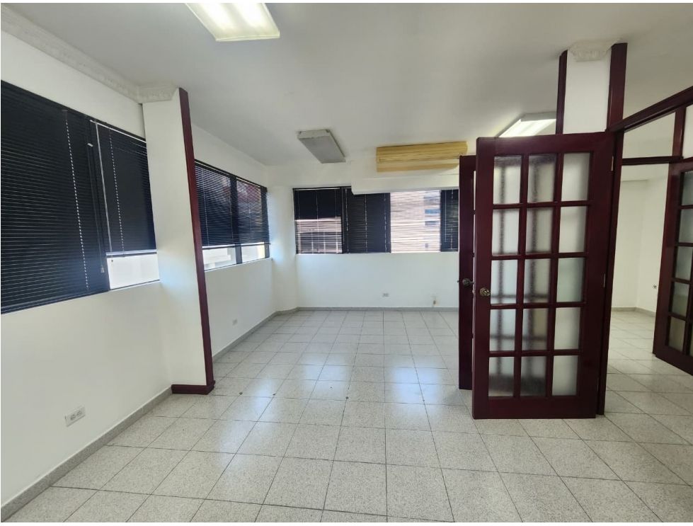 Oficina en Alquiler – Royal Center Marbella - LH en Bella Vista, Panamá