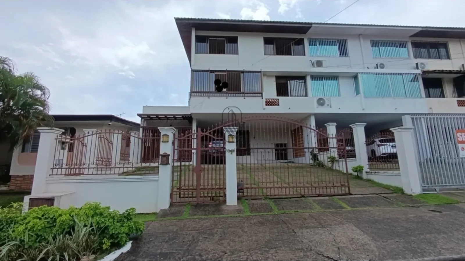 Casa Triplex en Venta – El Avance II, Betania | DC en Ciudad de Panamá, Panamá