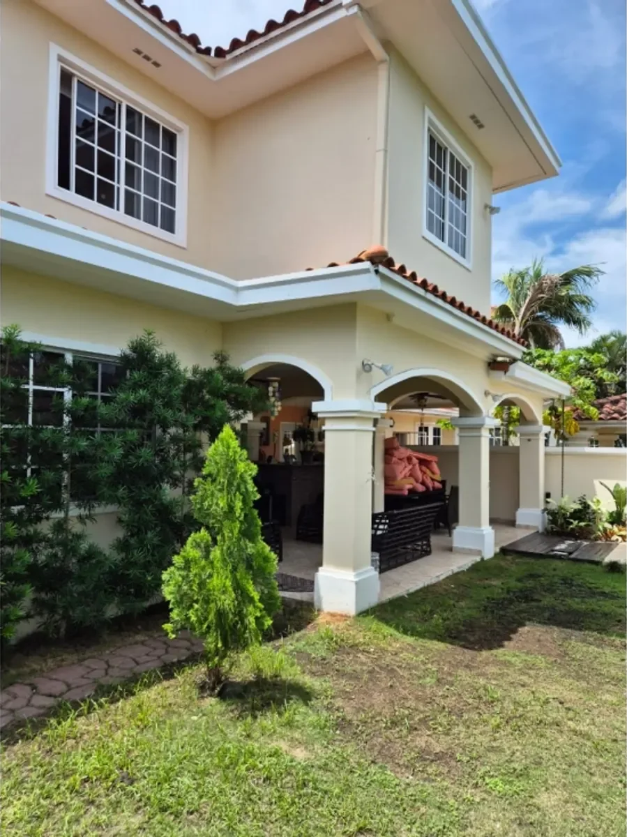 VENTA DE LUJOSA CASA EN COSTA SUR - SG en Ciudad de Panamá, Panamá
