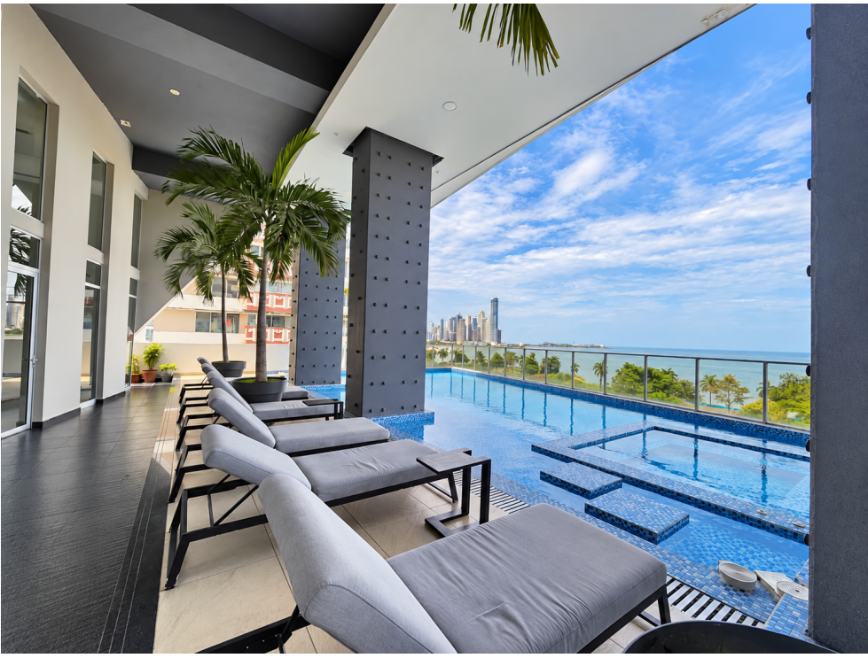 Apartamento de 2 Habitaciones en PH Element, Balboa en Ciudad de Panamá, Panamá
