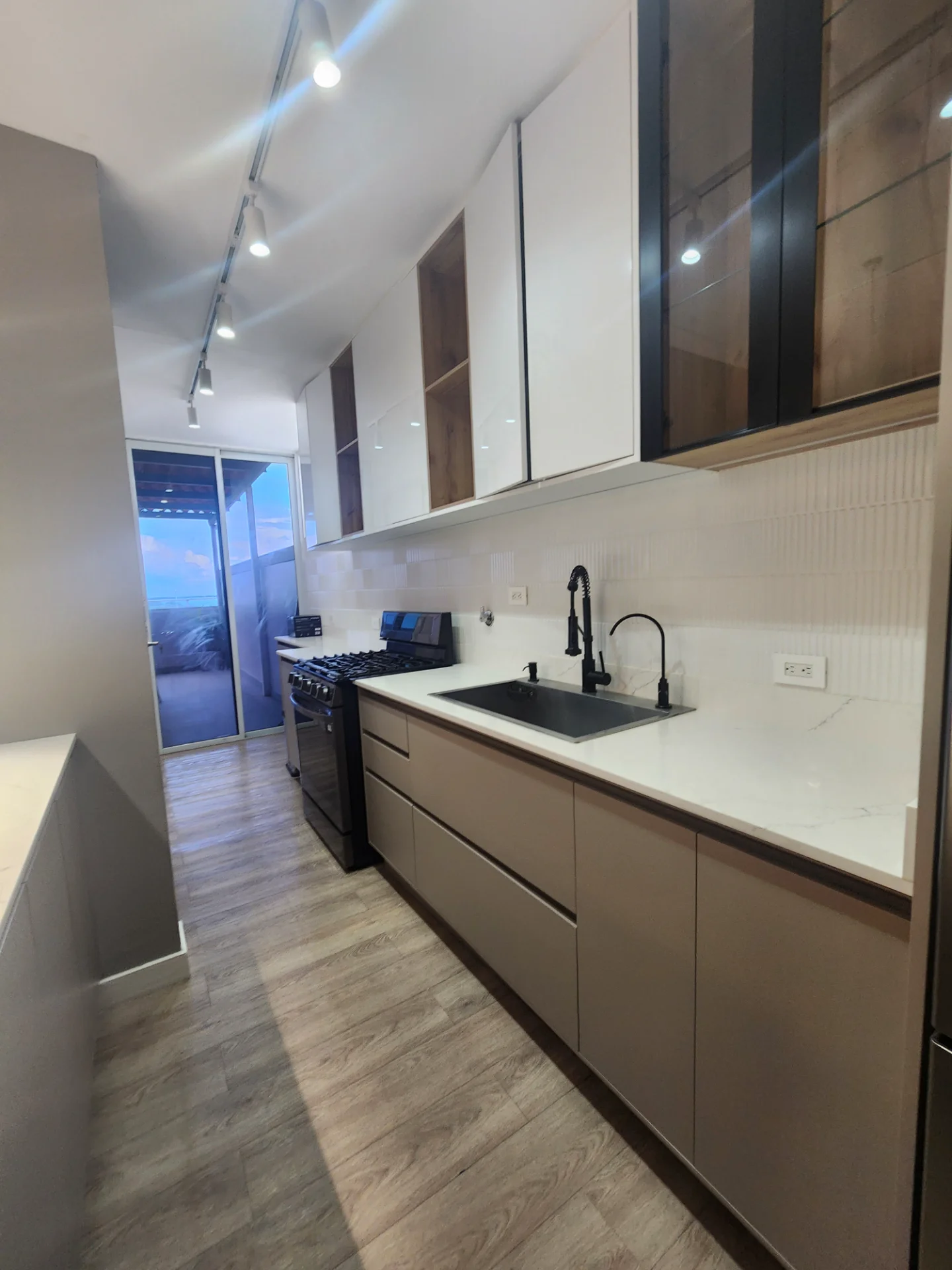 Se Alquila Apartamento de 2 Habitaciones en San Francisco en Ciudad de Panamá, Panamá