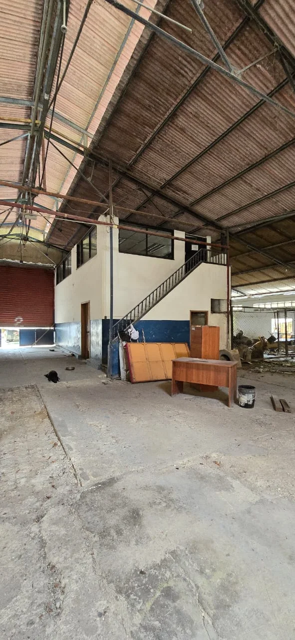Venta de Galpón industrial en Higuerote en Miranda, Venezuela