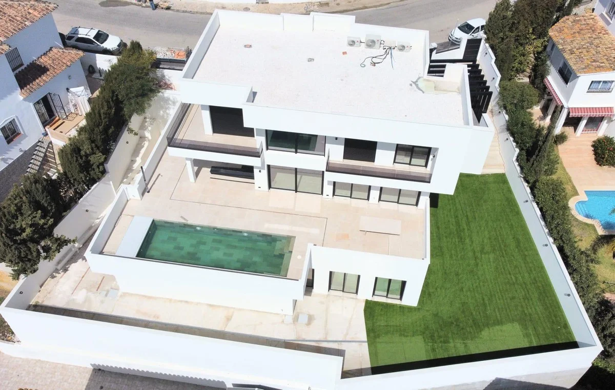 Villa a estrenar en Costa del Sol, España