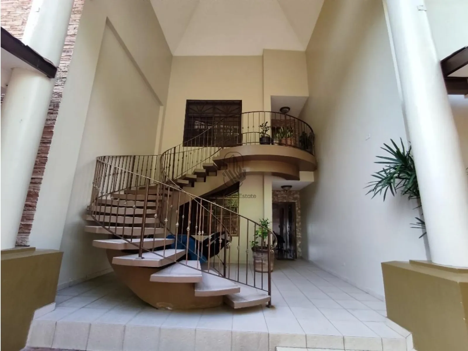 Venta de Casas Juntas o Separadas en Bethania - YP en Betania, Panamá