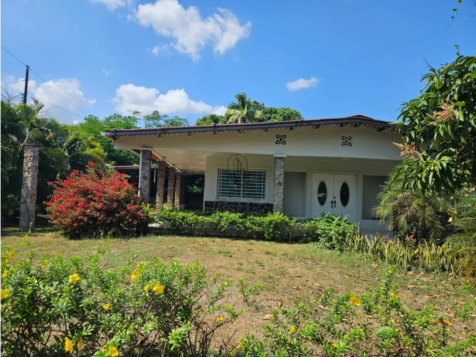 Casa en Venta y Alquiler en Playa Grande, San Carlos | RE en San Carlos, Panamá