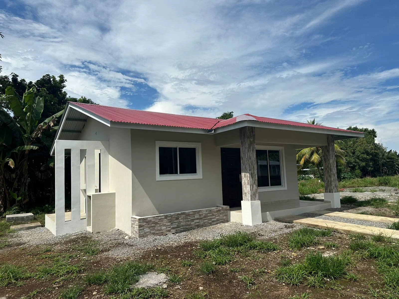Residencial Doña Aleida: a solo 3 minutos del Centro de Bugaba en Bugaba, Panamá