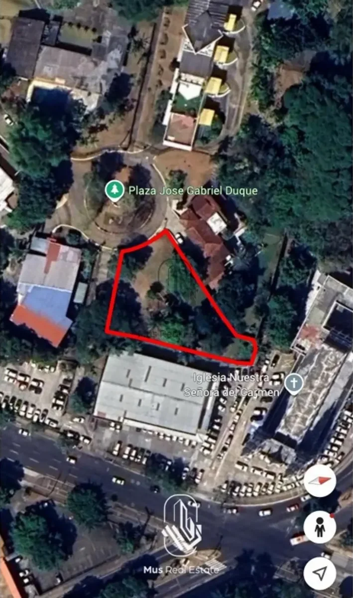Se Vende terreno en La Cresta rt en Ciudad de Panamá, Panamá